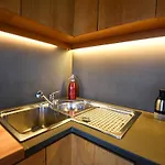 Apartament Modern Design In Historic